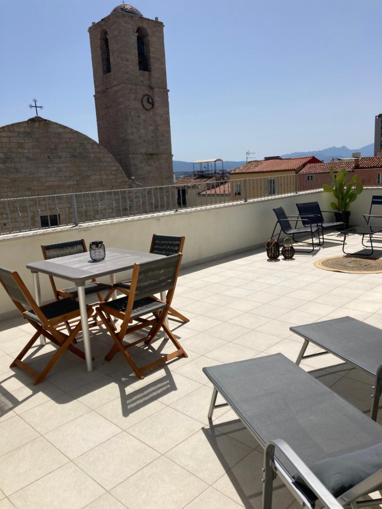 La Via Rooms And Terrace Olbia Zewnętrze zdjęcie